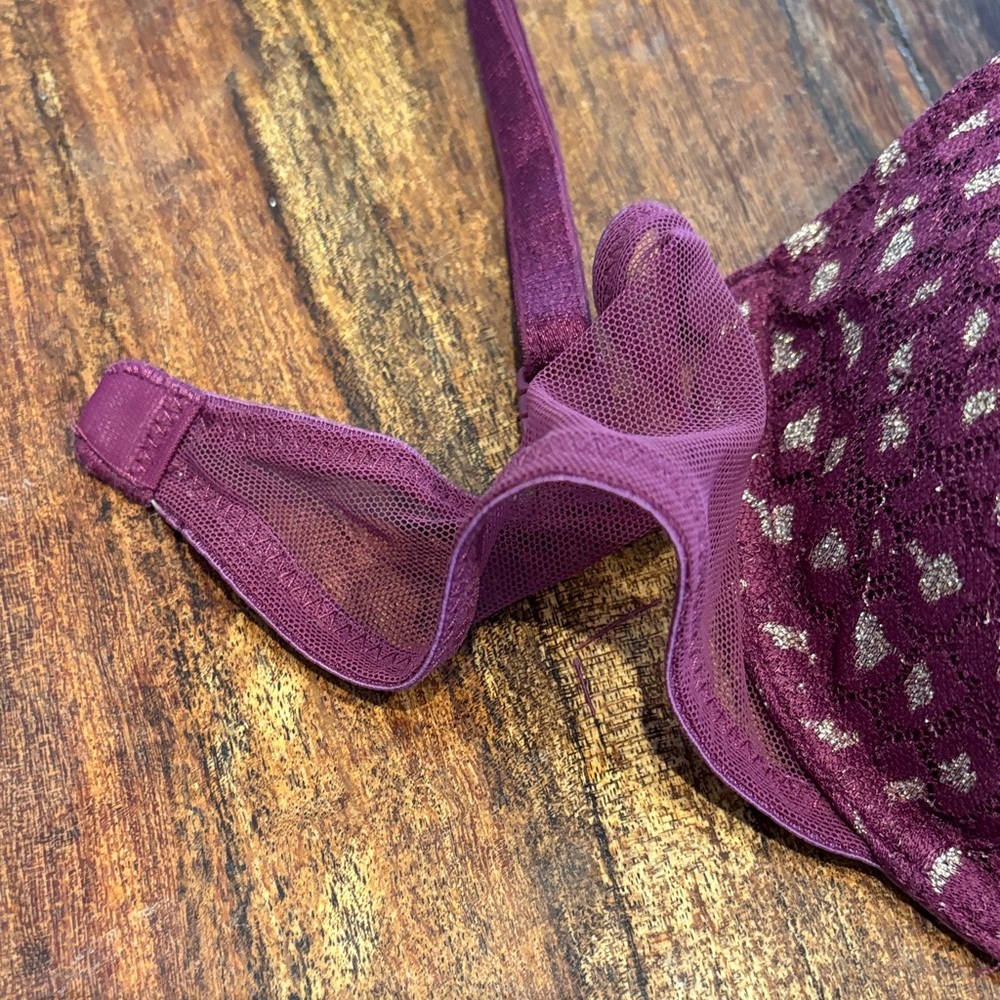 Victoria's Secret, purple and gold Bra - Picture 12 of 13